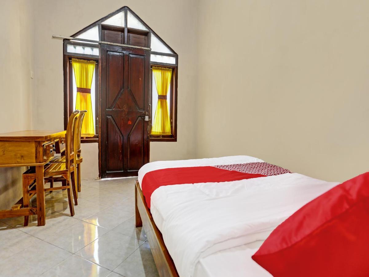Oyo 91261 Cita Suraya Homestay Banyuwangi  Exterior foto